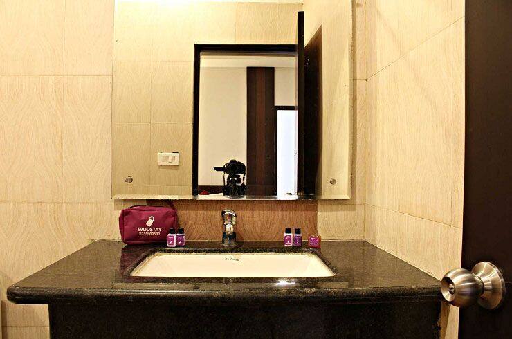 Wudstay Tajganj, Agra 5